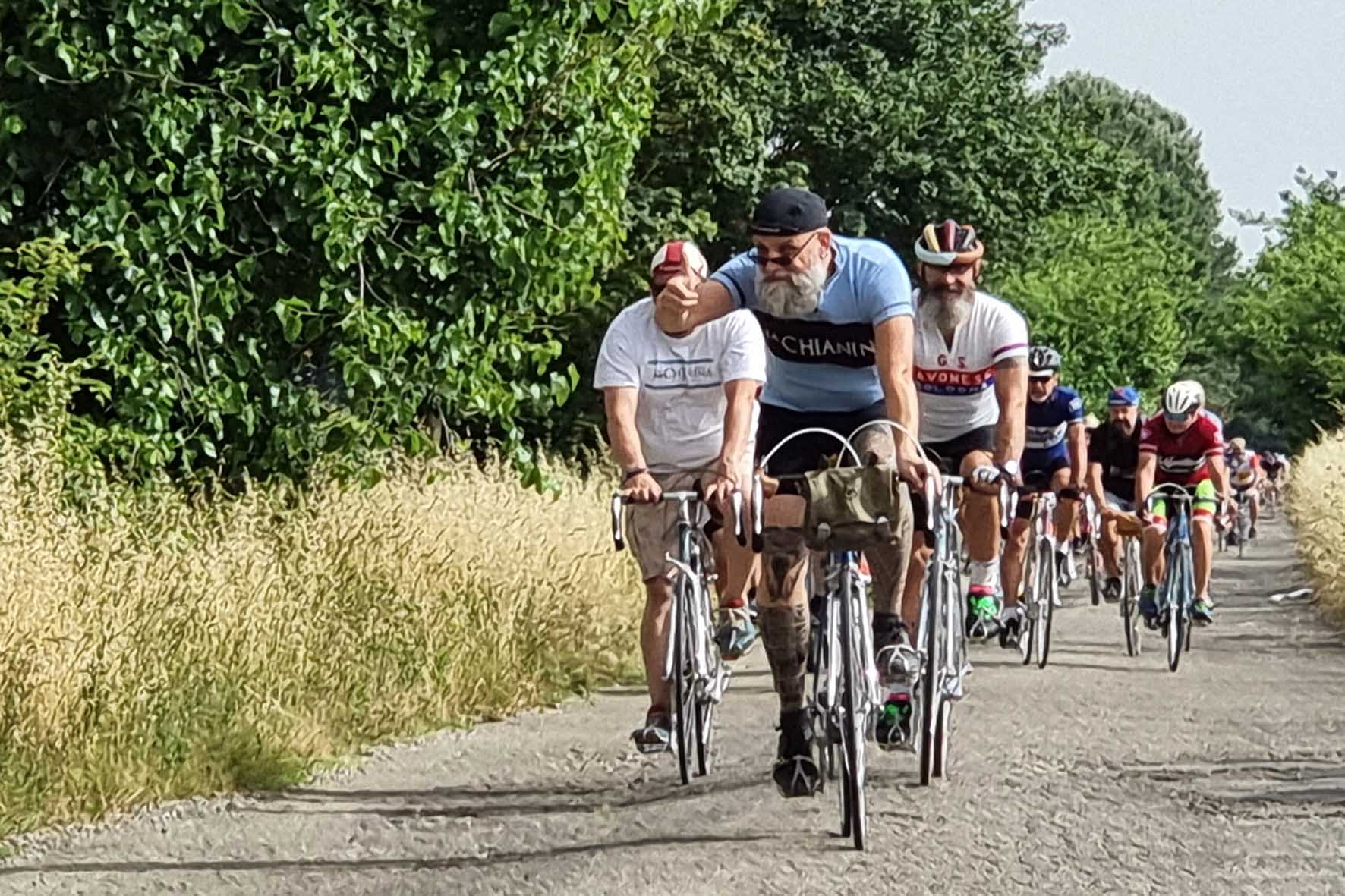 Il ciclismo incontra la vendemmia nel primo evento gravel in Valdichiana