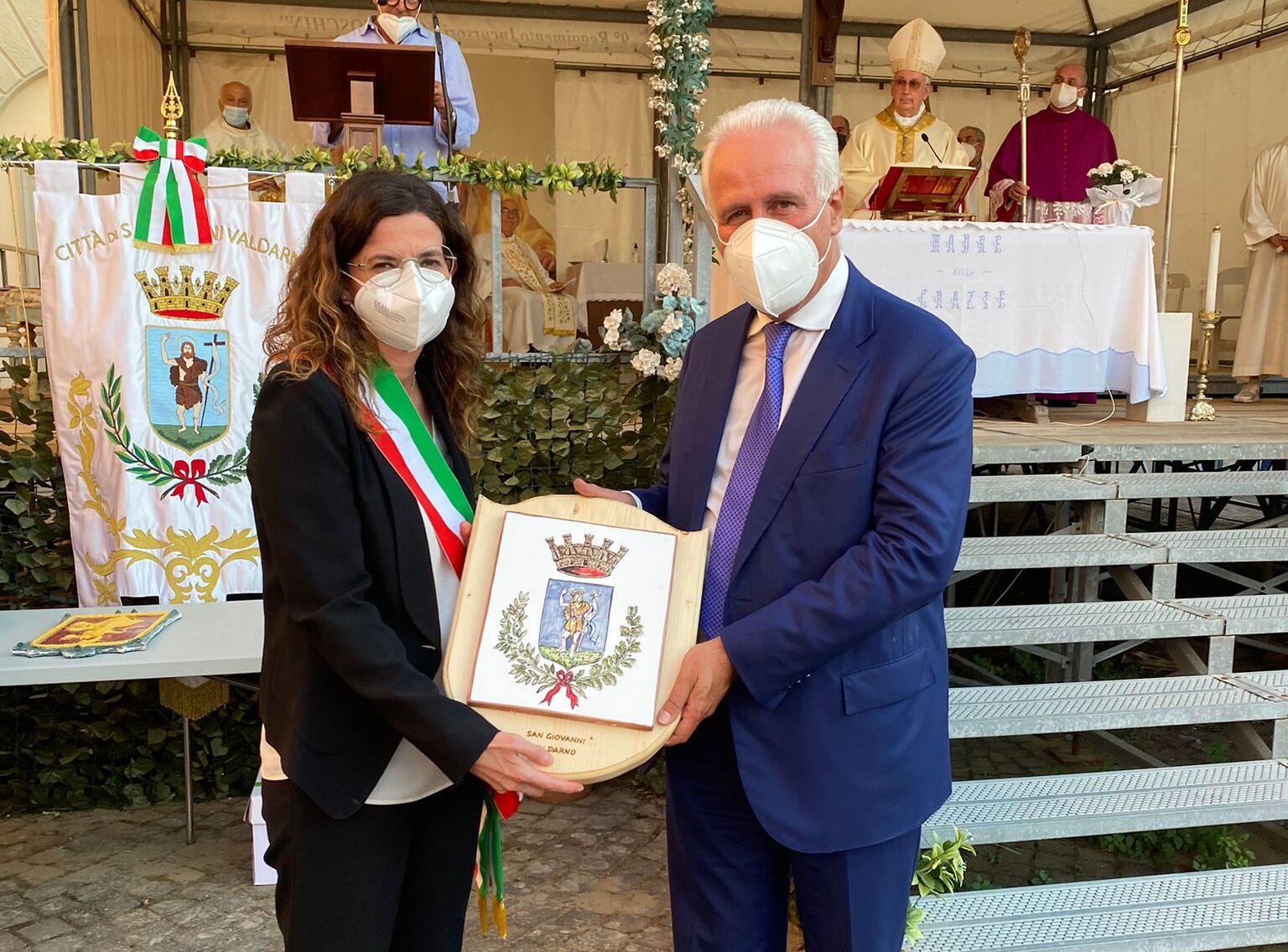 Nella Galleria dei Comuni collocato anche lo stemma di San Giovanni Valdarno