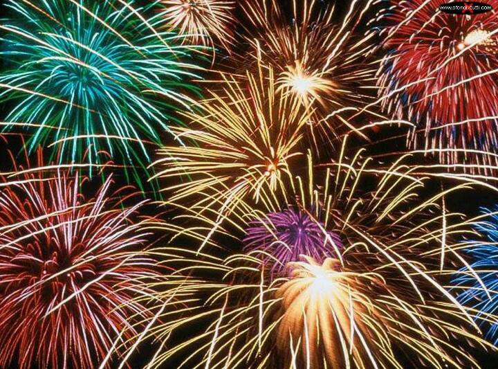 Fuochi d’artificio chiudono la Festa del Perdono 2021 a San Giovanni