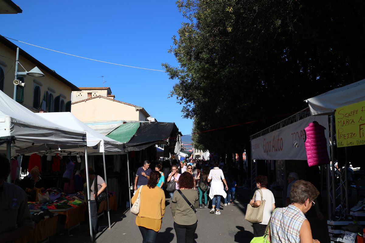 Terranuova, domenica torna nel centro storico la Fiera dell’usato e degli hobbisti