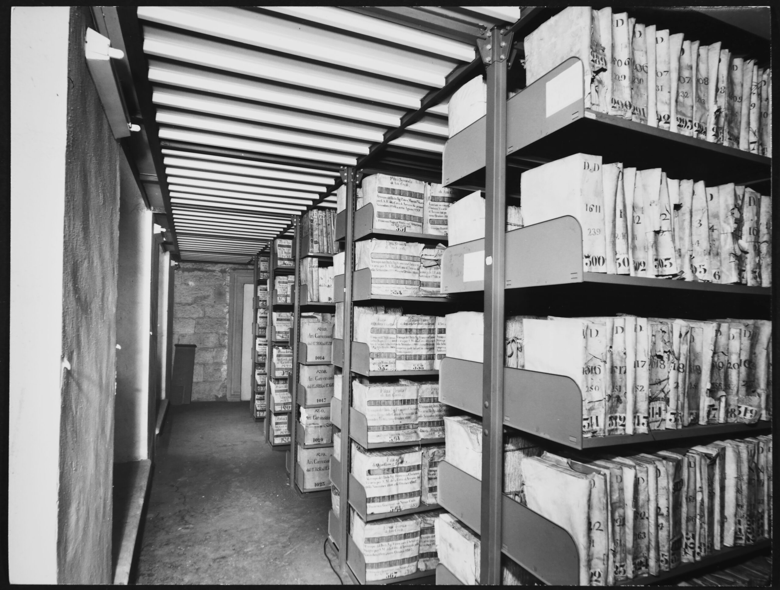 Domani una giornata di lavoro sugli archivi storici aretini