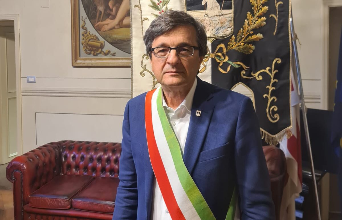 Truffe ad anziani, il sindaco Innocenti: “Massima prudenza”