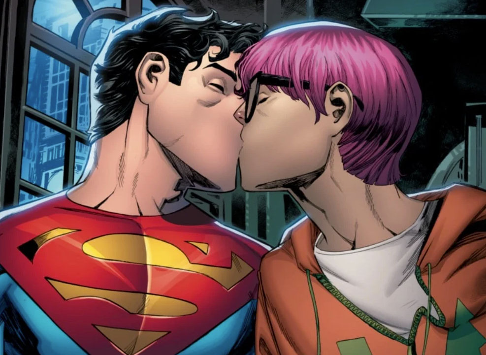 Fumetti, l’annuncio di Dc Comics: “Il nuovo Superman? Sarà bisessuale”