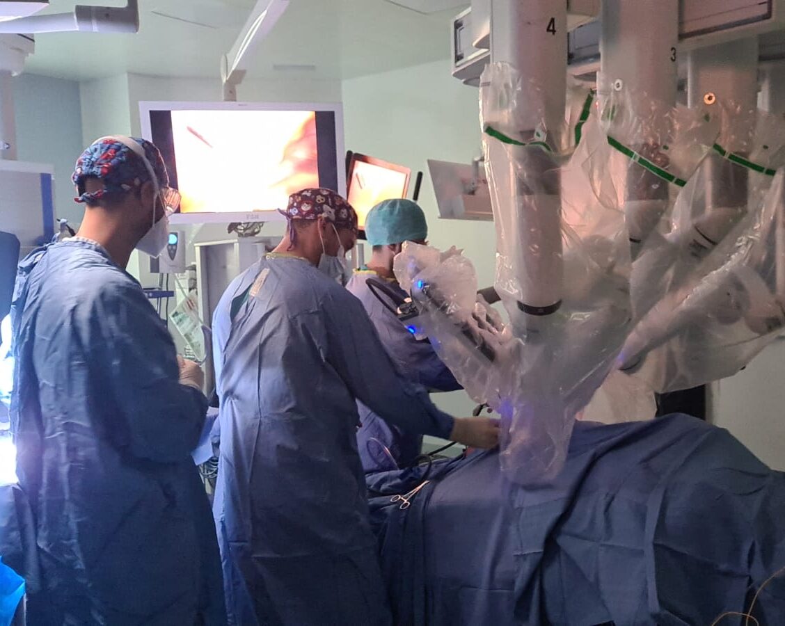 Scuola di Chirurgia robotica: riprende l’attività della Asl Toscana Sud Est dopo lo stop da Covid
