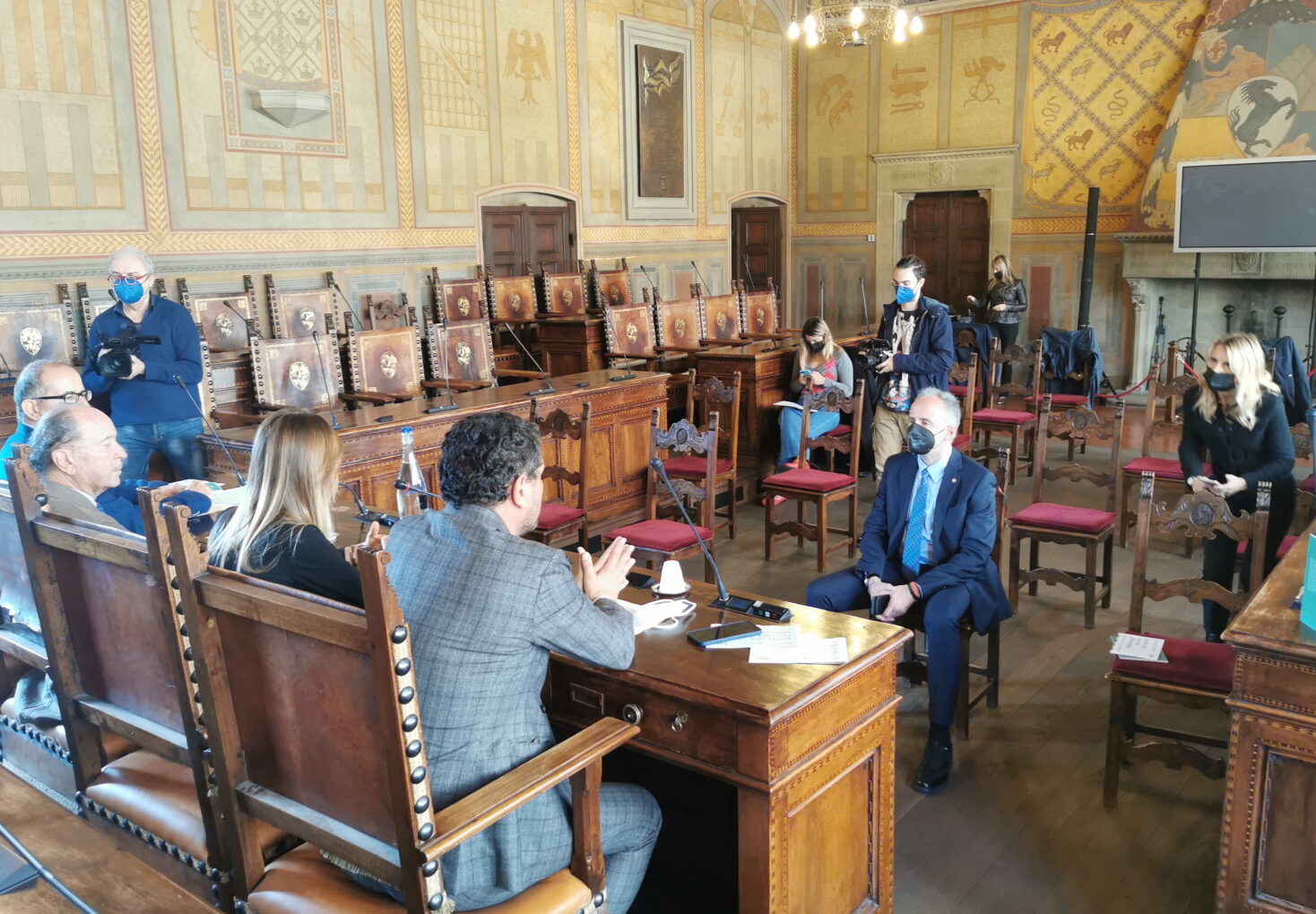 Le buone pratiche, a casa e a scuola: gli studenti fanno educazione ambientale con Sei Toscana e Rotary Le buone pratiche, a casa e a scuola: gli studenti fanno educazione ambientale con Sei Toscana e Rotary