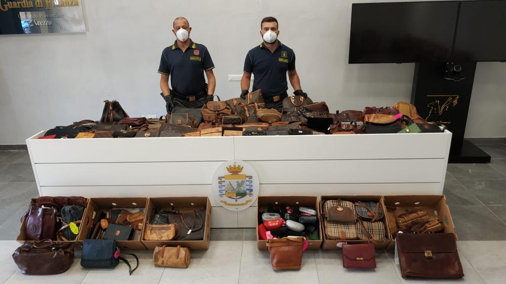 Sequestrati dalla Guardia di Finanza 620 prodotti contraffatti e non sicuri