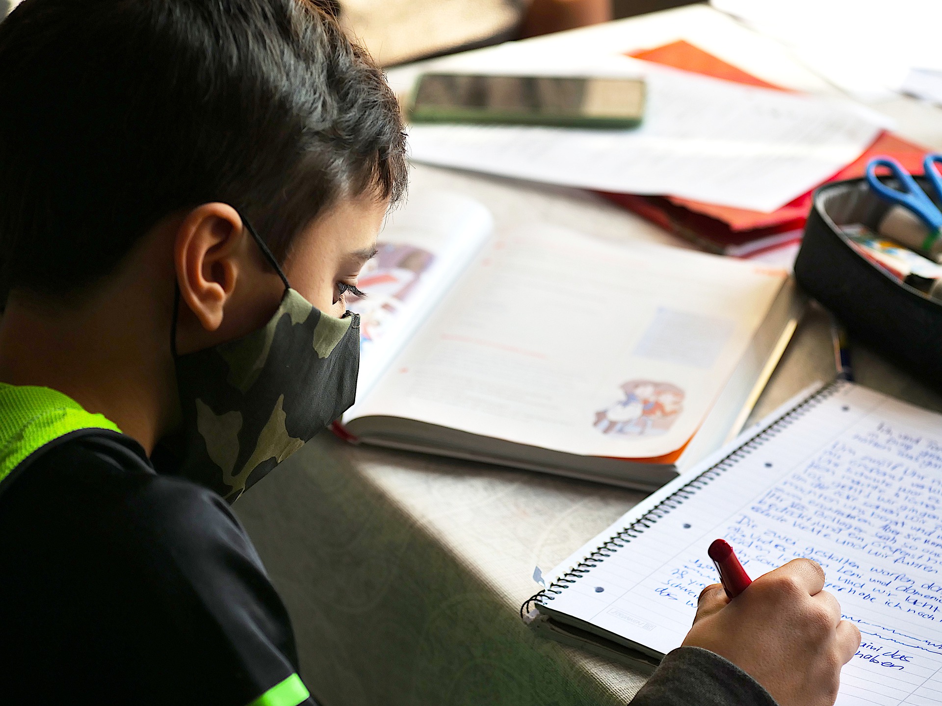 Bambini disabili e stranieri: 1,6 mln di euro per l’inclusione e l’integrazione scolastica