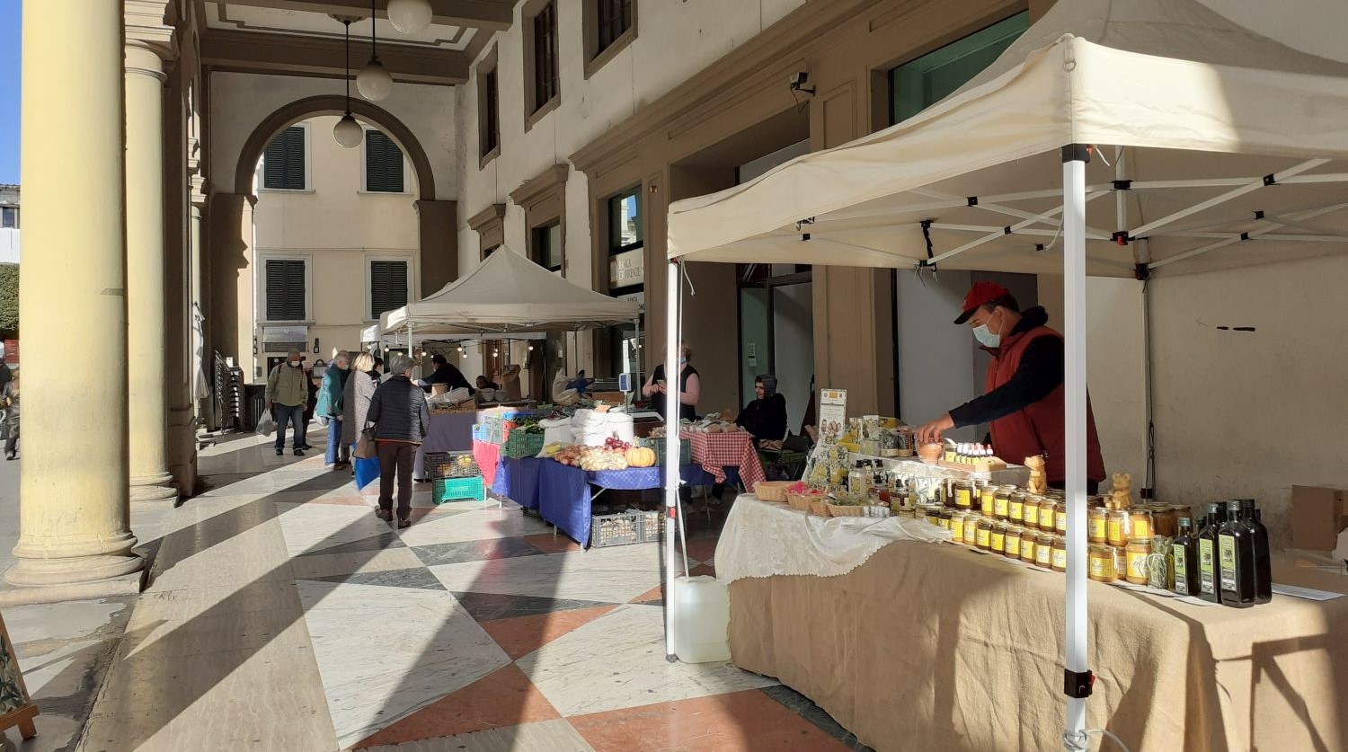 Sabato 4 e domenica 5 dicembre ad Arezzo sotto i Portici di via Roma