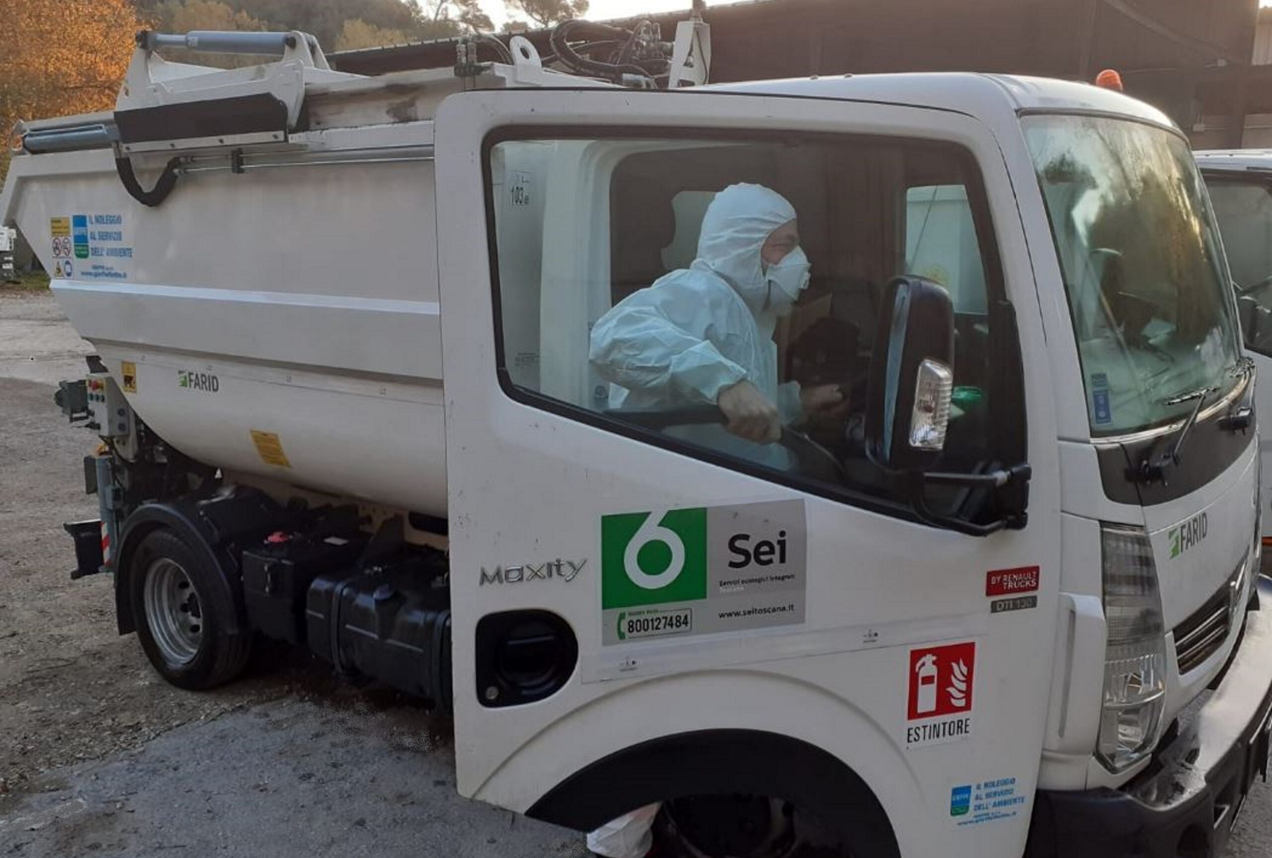 Epifania: raccolta domiciliare regolare nei comuni della provincia di Arezzo. Chiusi i centri di raccolta