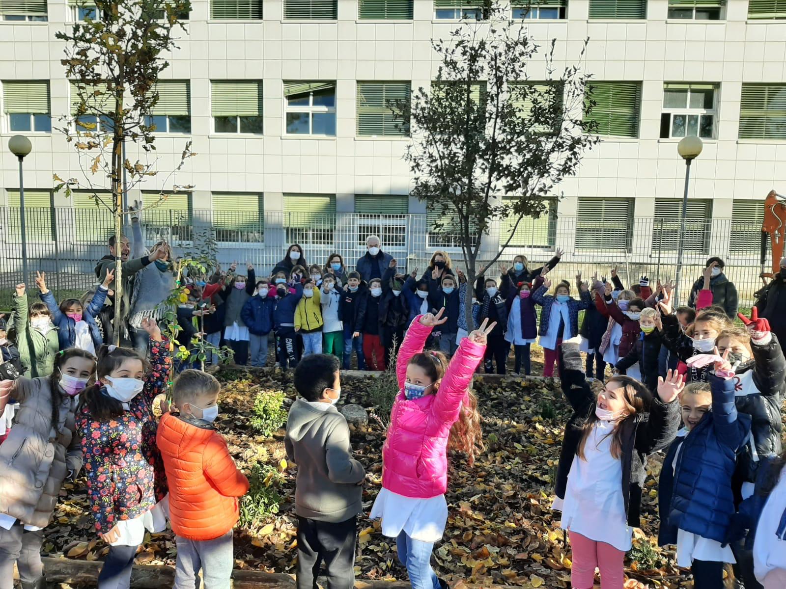 Montevarchi: alla scuola Don Milani al via la piantagione del bosco didattico realizzato da Unicoop Firenze