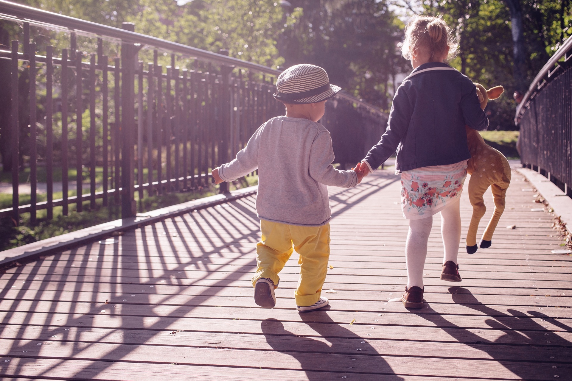 I bambini sono pericolosi: breve storia triste di un popolo di analfabeti funzionali