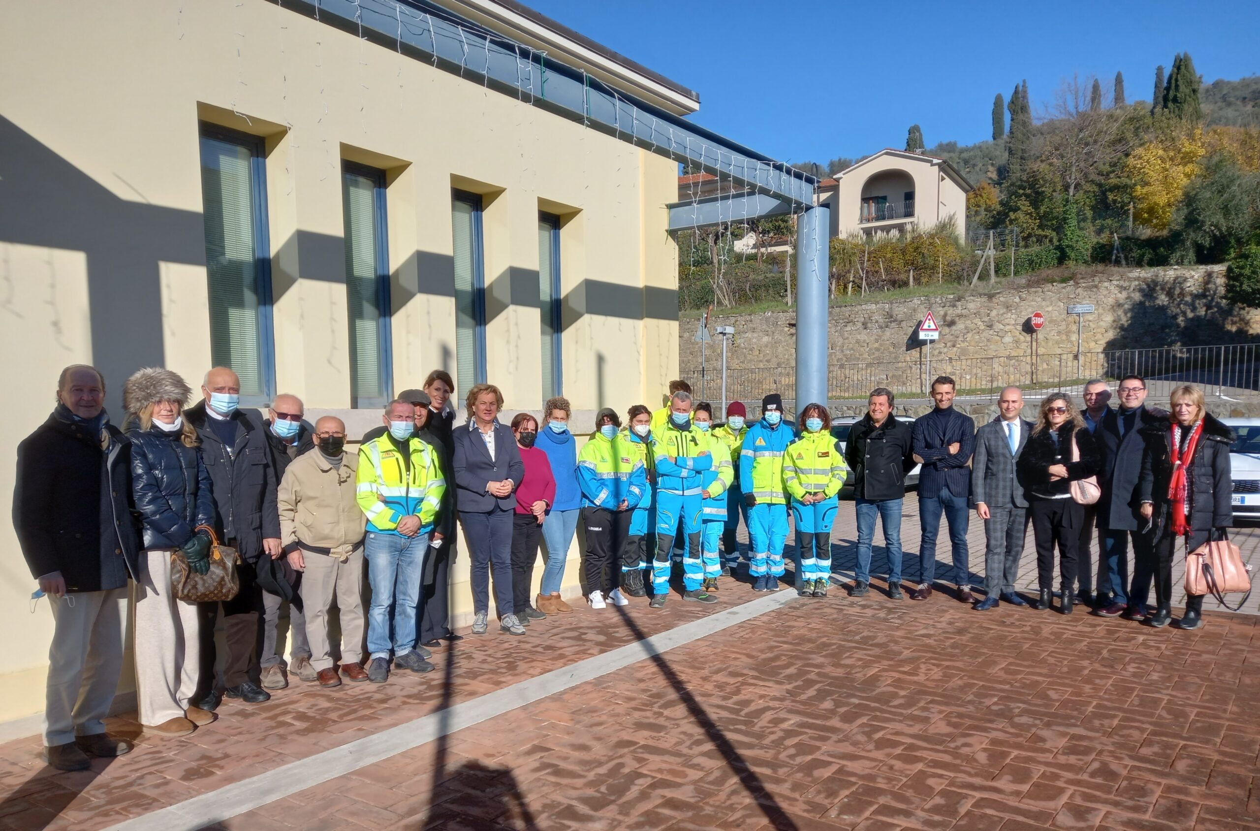 La Misericordia di Castiglion Fiorentino aumenta i servizi sociali e sanitari grazie ad un pulmino realizzato con le imprese del territorio