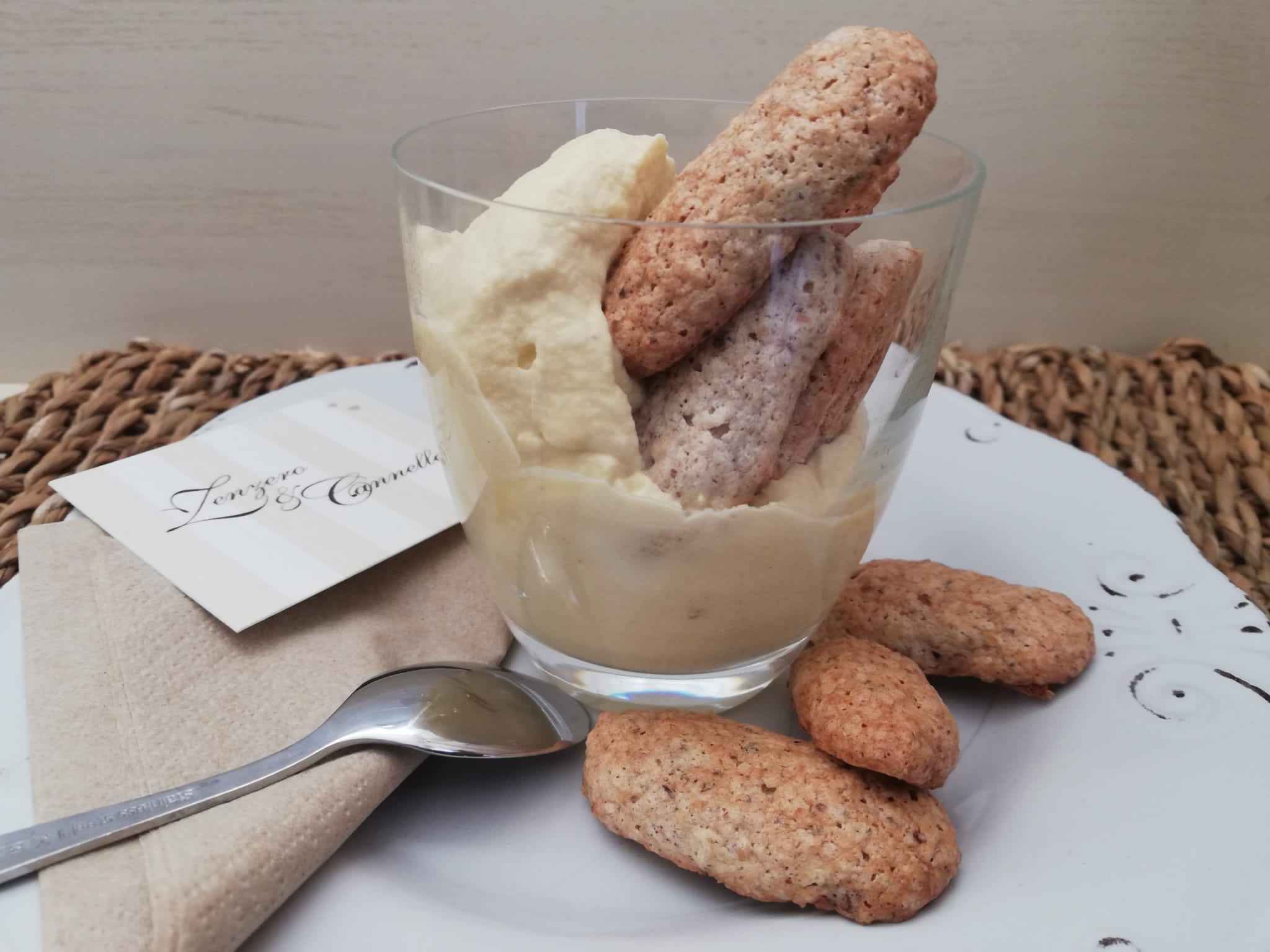 Dacquoise alle nocciole gluten free