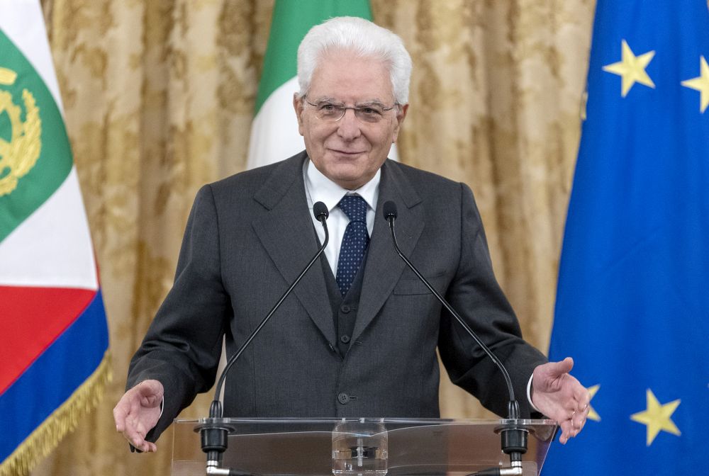Sergio Mattarella il più amato dopo Pertini