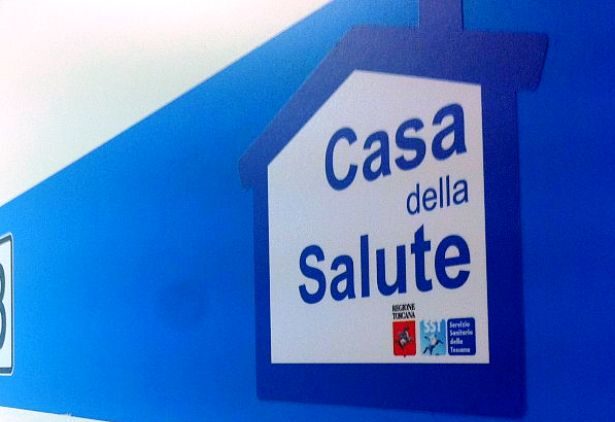 Sanità, Arezzo 2020: “Case della comunità… senza la comunità”