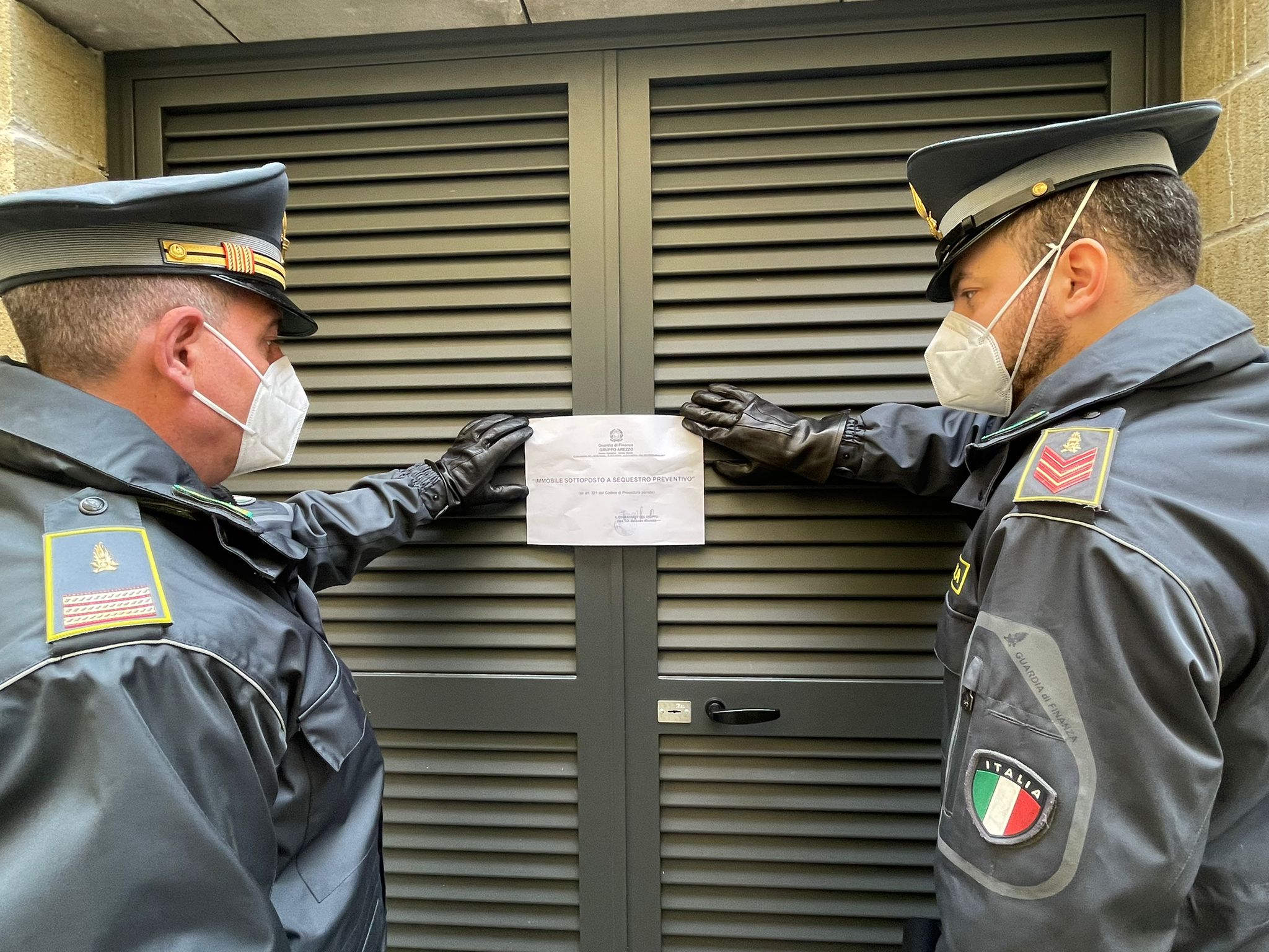 Reati fiscali, sequestro di denaro e di beni immobili per imprenditore aretino