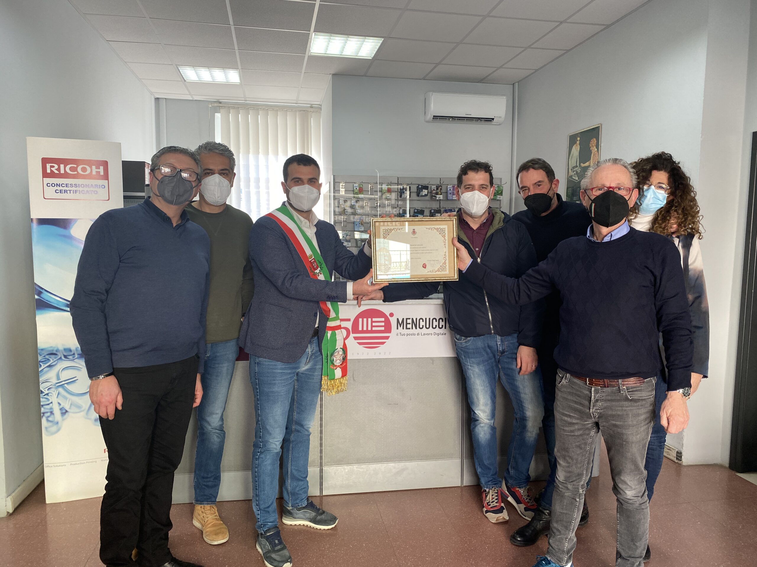 Bibbiena Stazione, Targa a Mencucci per i 50 anni di attività