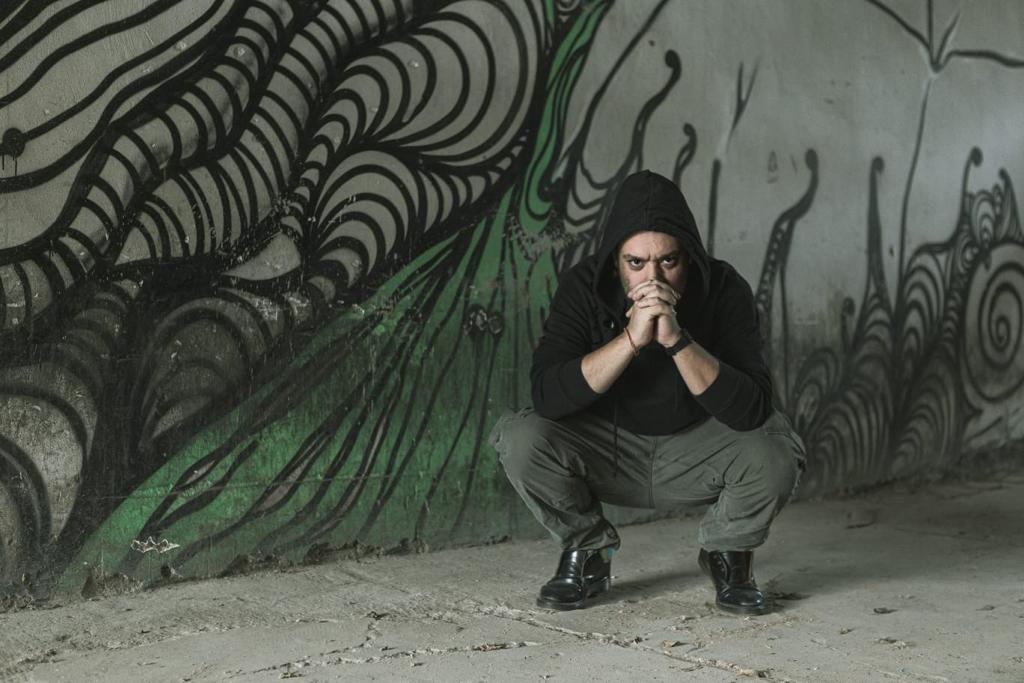 Con “Riccardo Legge Goretti” approda la comicità del palcoscenico del Teatro Virginian