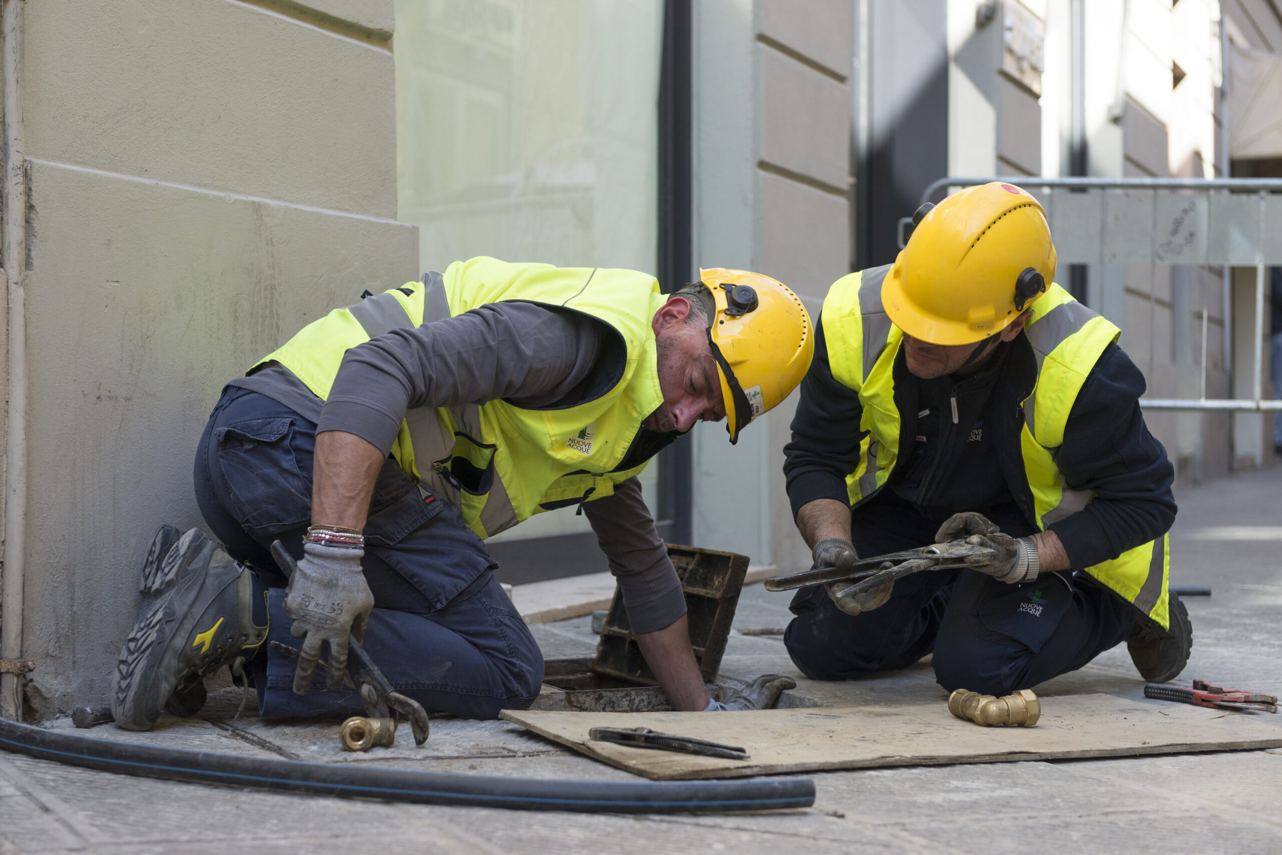 Cortona: tecnici di Nuove Acque al lavoro in loc. Riccio venerdì 20 maggio