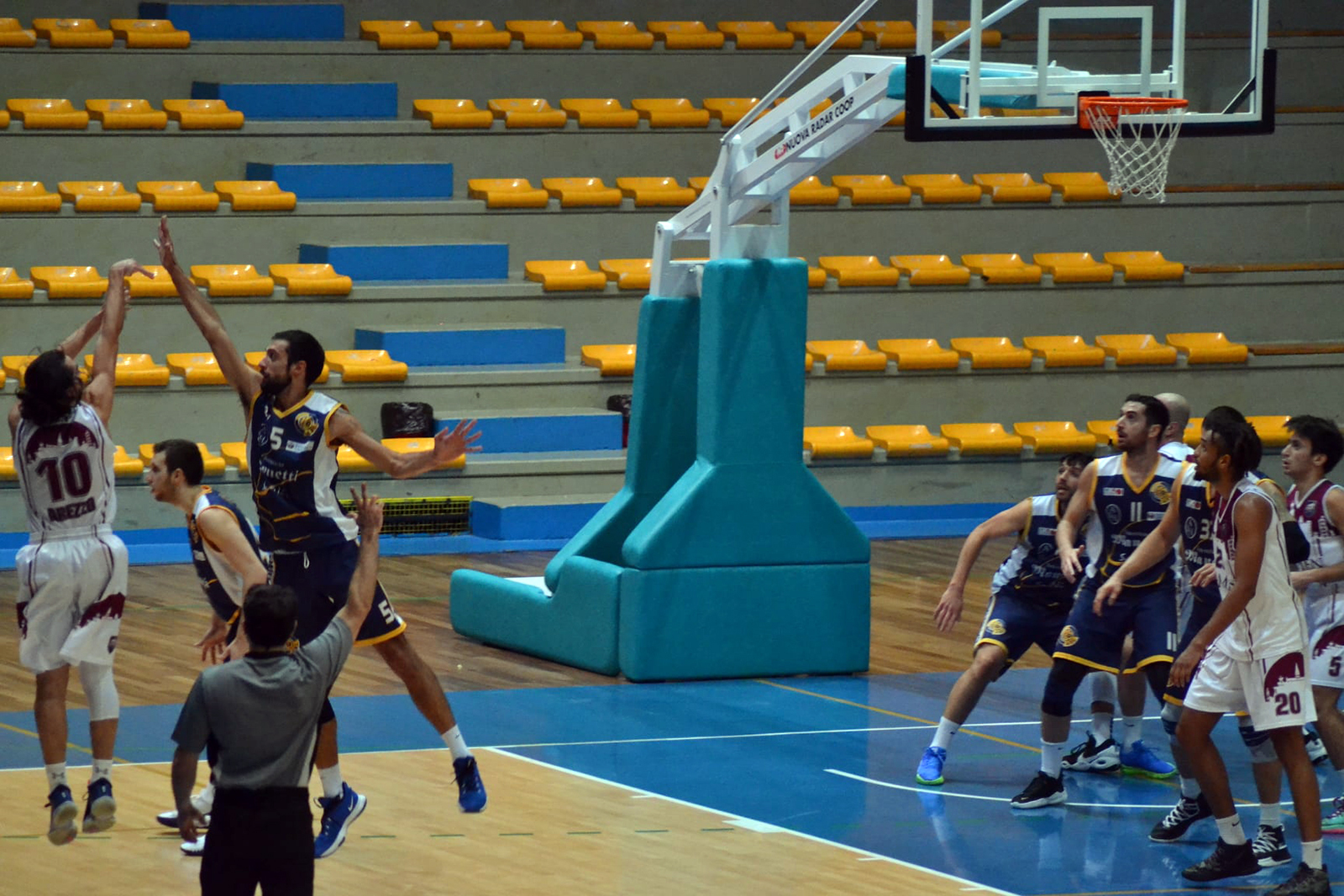 Amen Scuola Basket: al Palasport Estra è scontro diretto contro Valdisieve