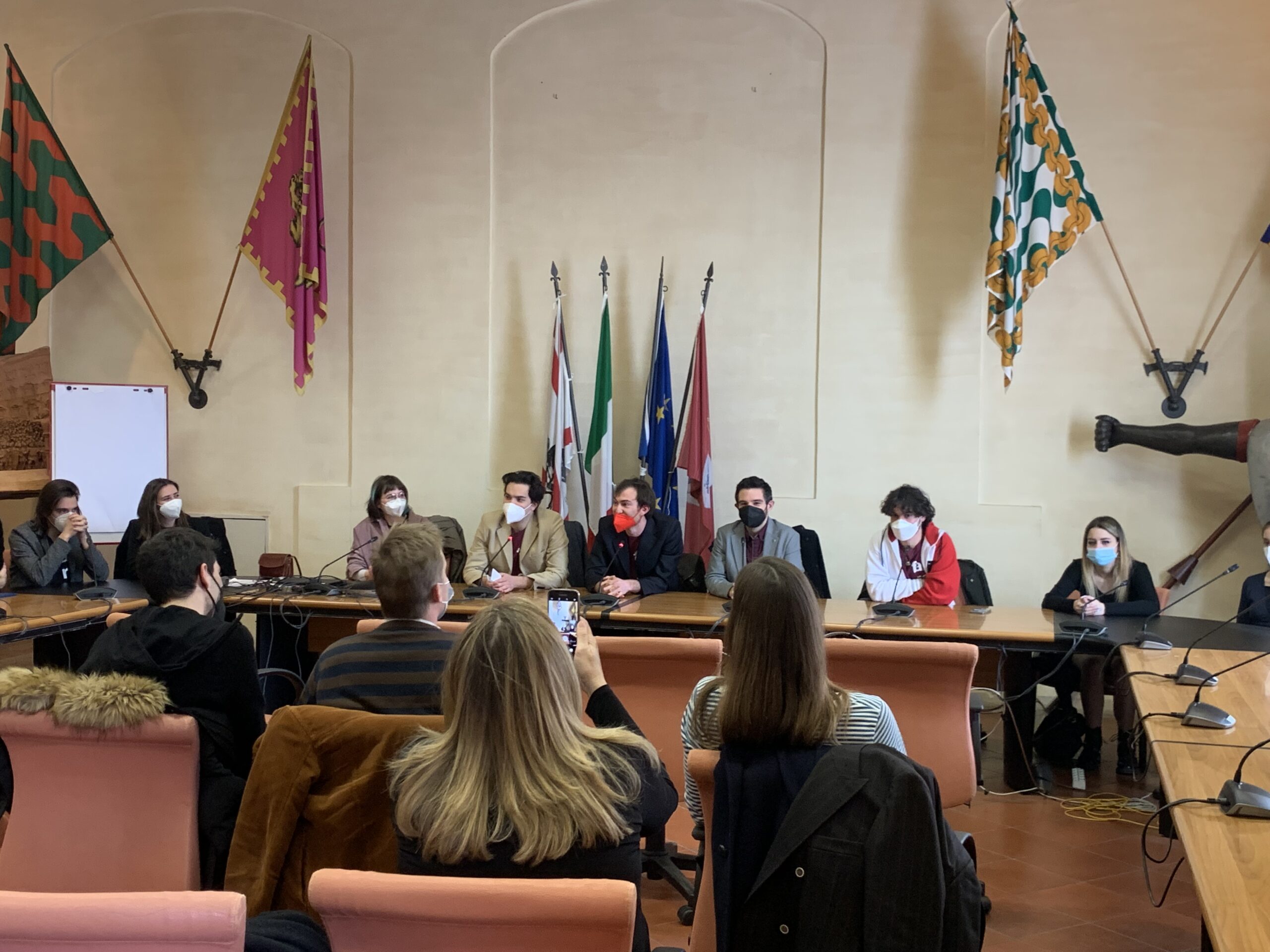“OltreCamera”: il primo ciak è domenica 3 aprile. A seguire, 400 giovani animeranno fino al 31 luglio una città trasformata in set