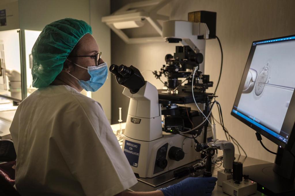 Diventare genitori con la procreazione medicalmente assistita