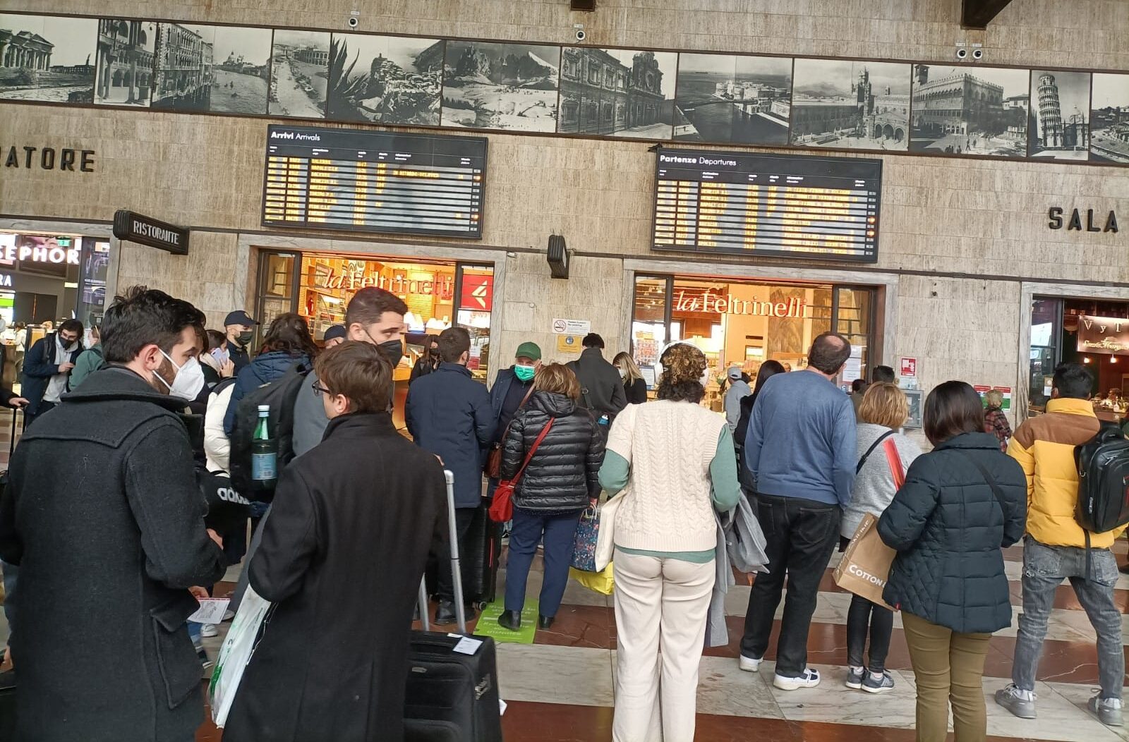 Treni: L’italia spaccata in due per molte ore