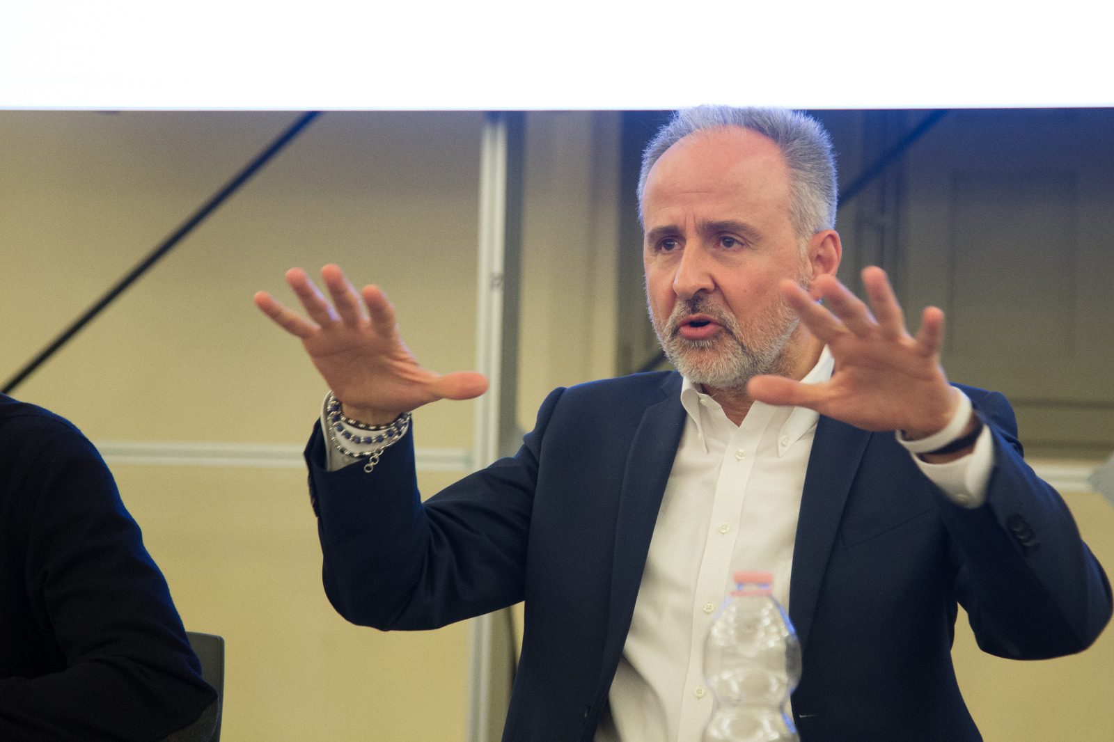 “Tremilacinquecento battute”: incontro con l’autore Lorenzo Pierazzi