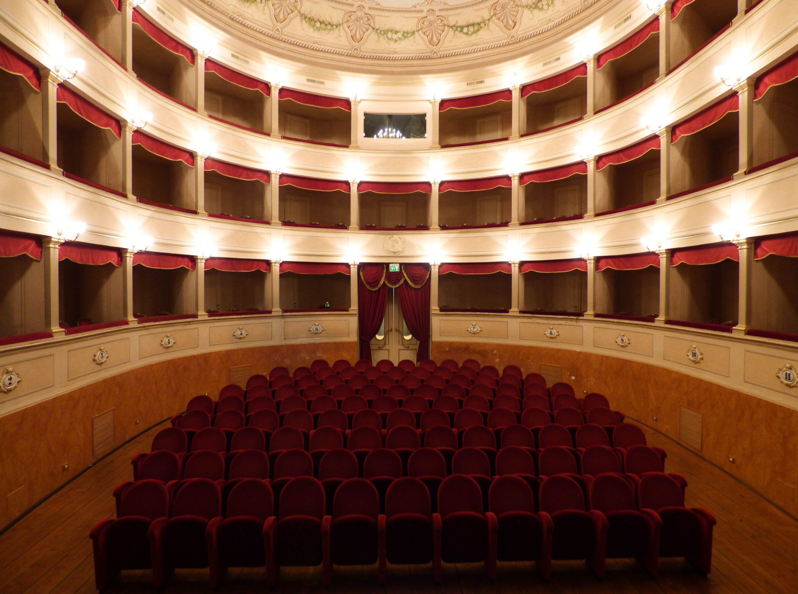 Ultimo carnet di stagione al Teatro Verdi di Monte San Savino per una visione degli spettacoli a prezzo ridotto