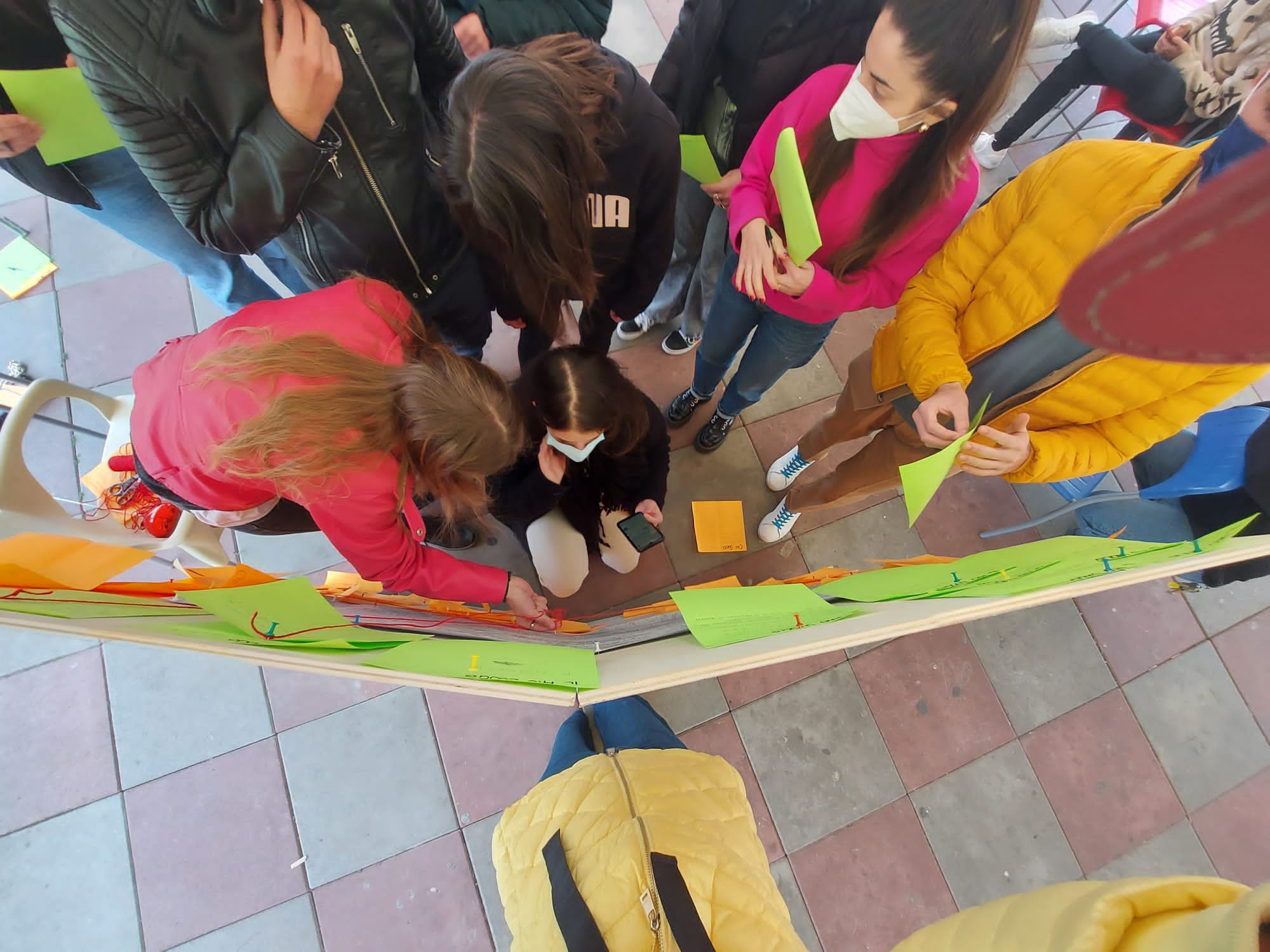 “Scuola di cittadinanza e di comunità”, moltissime le adesioni. Dalla teoria si passa alla pratica