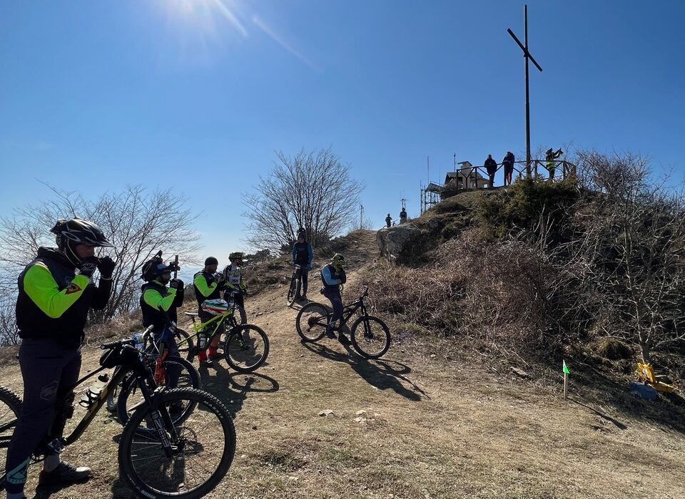 A Lignano si inaugura la centralina di ricarica per ebike di AISA-Zero Spreco