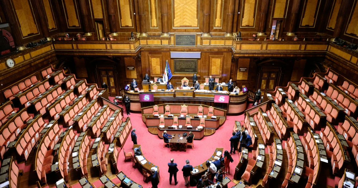 Il Senato della Repubblica scrive, il governo non risponde