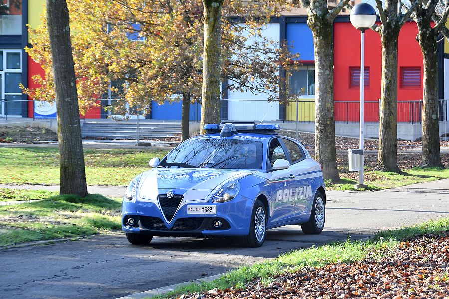 I Poliziotti della Questura di Arezzo da lunedì saranno dotati di taser, la pistola a impulsi elettrici