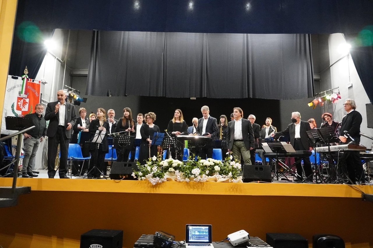 Grande successo per l’inaugurazione del Teatro Comunale di Stia