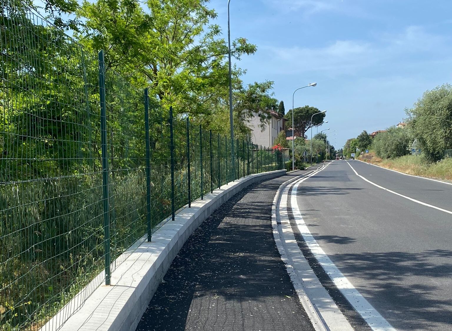 Foiano della Chiana: pronto il nuovo marciapiede in via della Repubblica