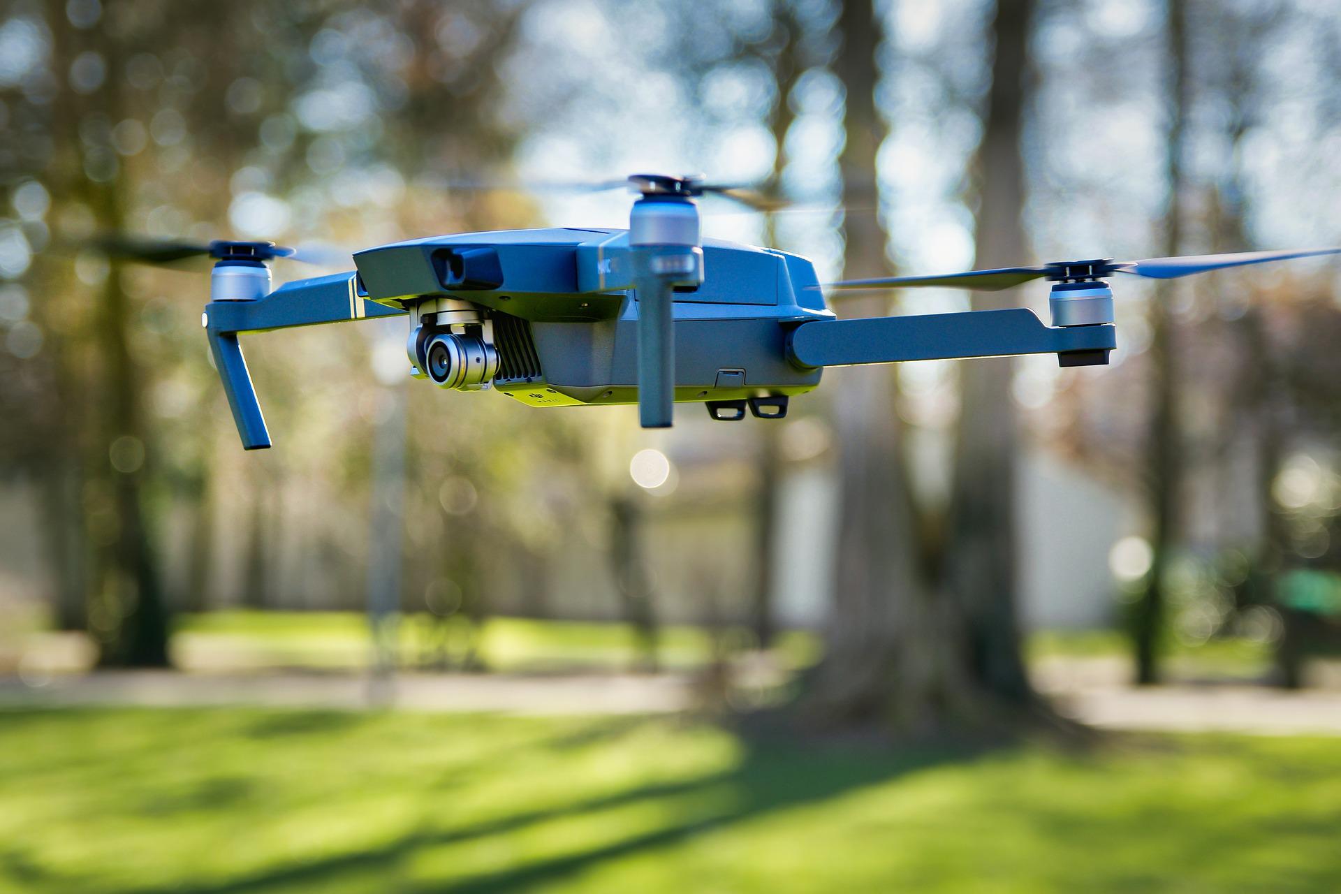 L’uso dei droni per monitorare il distanziamento sociale