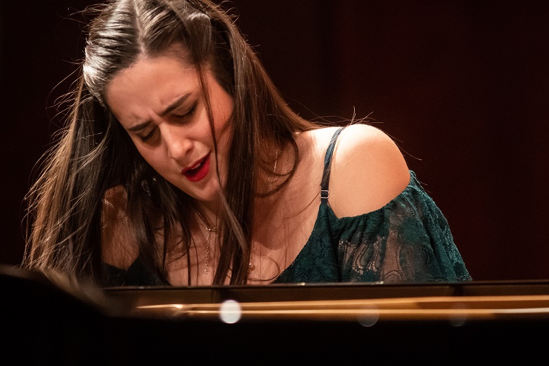 Giovedì 9 giugno alle 21.00 la pianista Leonora Armellini inaugura la XVII edizione della Stagione Concertistica Internazionale a Casa Bruschi