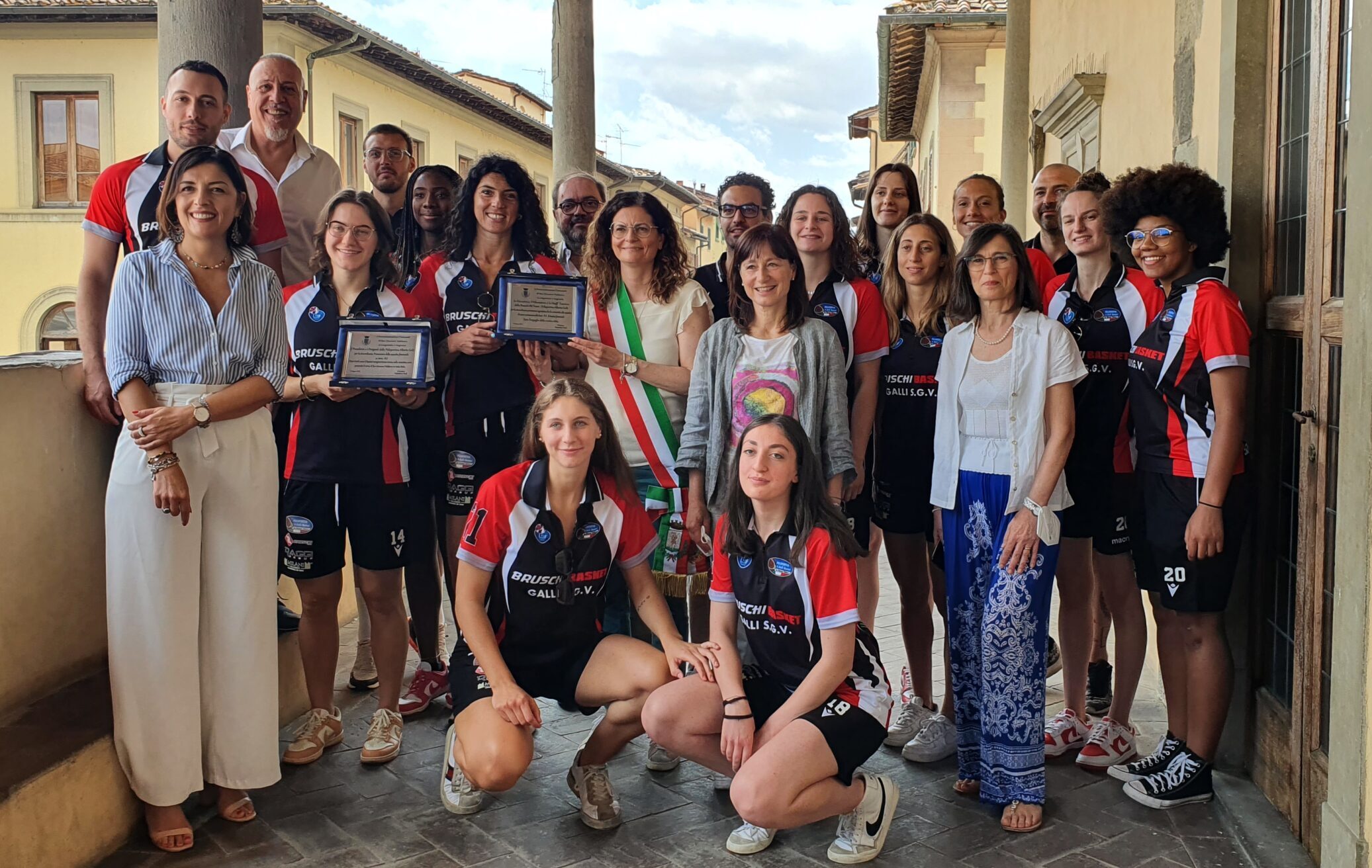 Il “grazie” dell’amministrazione comunale di San Giovanni Valdarno alle ragazze della Bk Bruschi Team