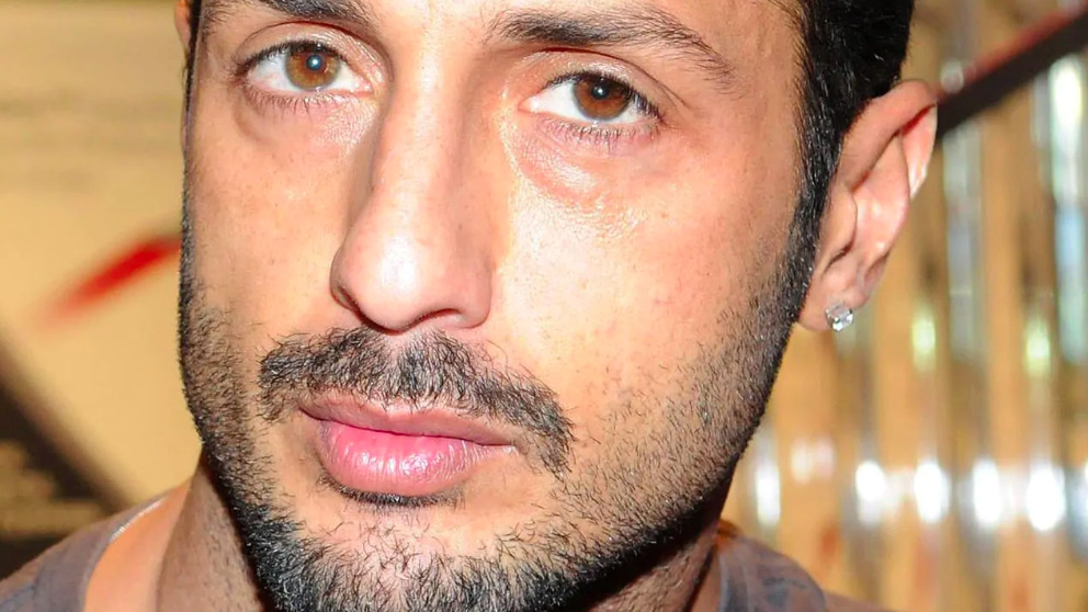 Addio ai Domiciliari, il re dei paparazzi torna alla consolle del bagno Anna 95 di Cervia