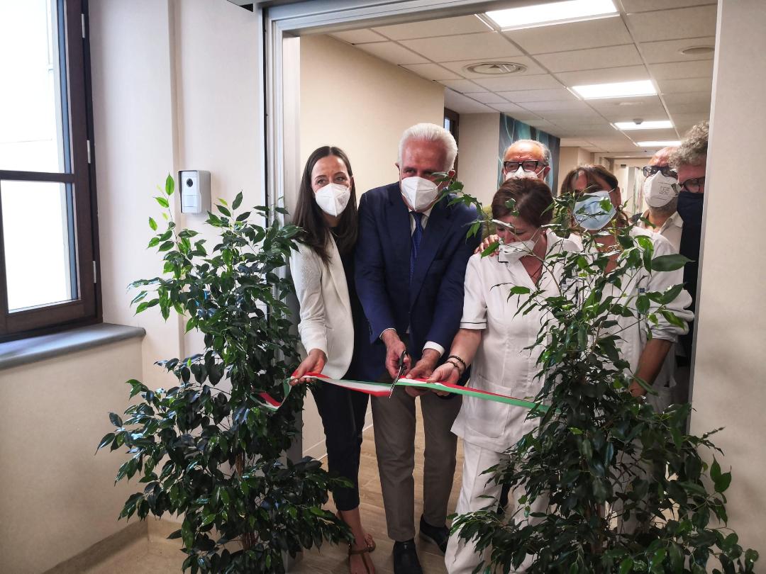 Sanità USL Toscana centro: taglio del nastro a Santa Maria Nuova del nuovo reparto psichiatrico