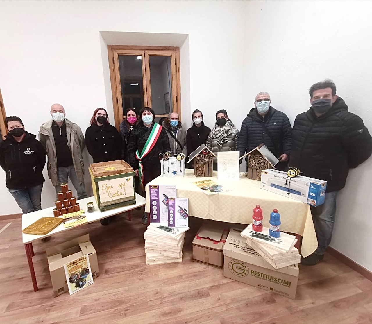 OGNI APE CONTA: i bambini di San Piero in Frassino scendono in campo per salvare le api.
