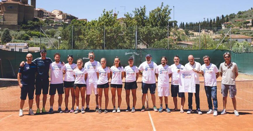 La squadra femminile del Tennis Club Castiglionese conquista la serie B2