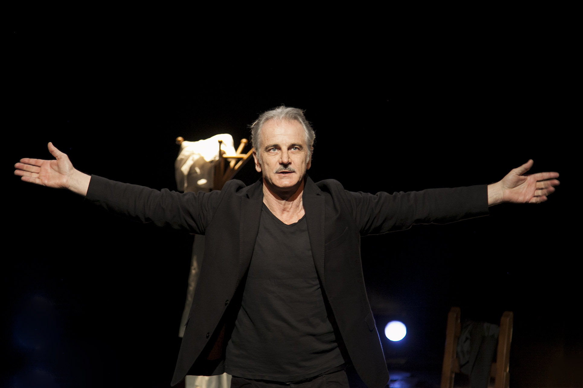 Giovedì sera per il Festival SmARt vanno in scena “Rooms” e “Rollato” Giovedì sera per il Festival SmARt vanno in scena “Rooms” e “Rollato”