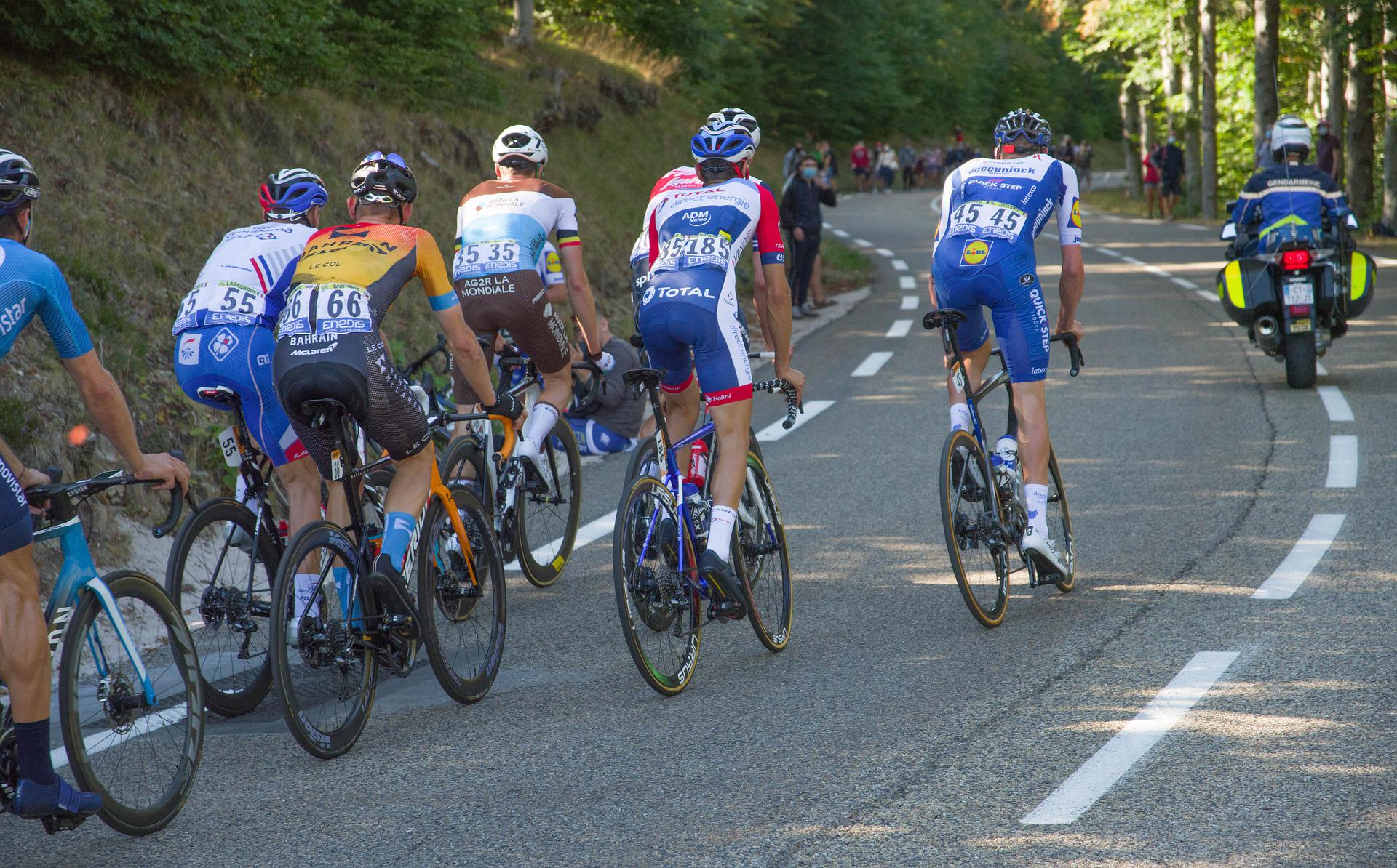 Tour de France: “impossibile respirare”, il ciclista Victor Lafay spiega il suo abbandono