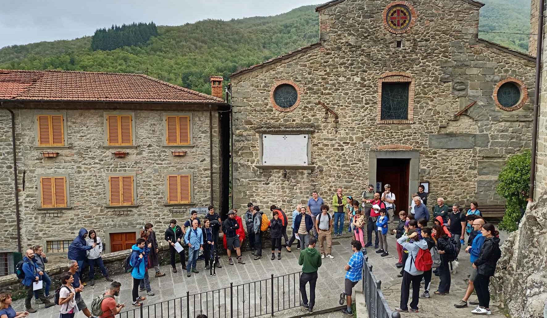 Un “Trekking con Delitto” nel borgo e nei boschi di Raggiolo