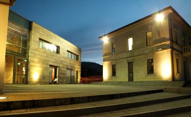 L’ultimo concerto della rassegna “Dolce e chiara è la notte” cambia location