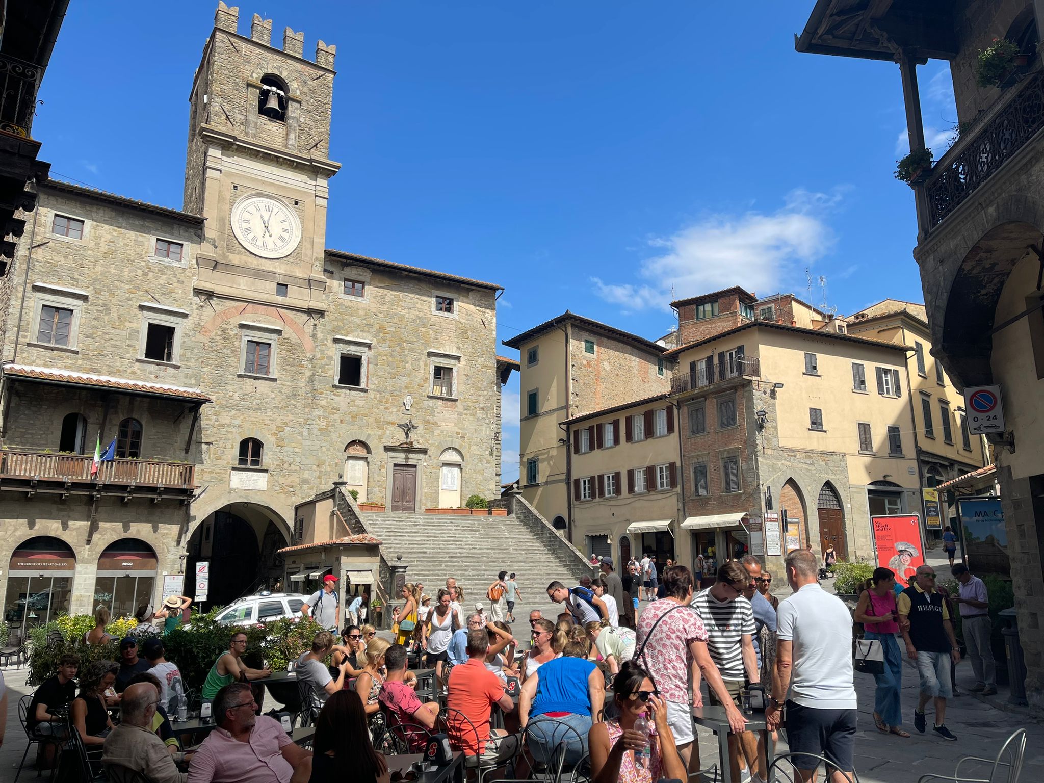 Cortona, uffici comunali chiusi a Ferragosto