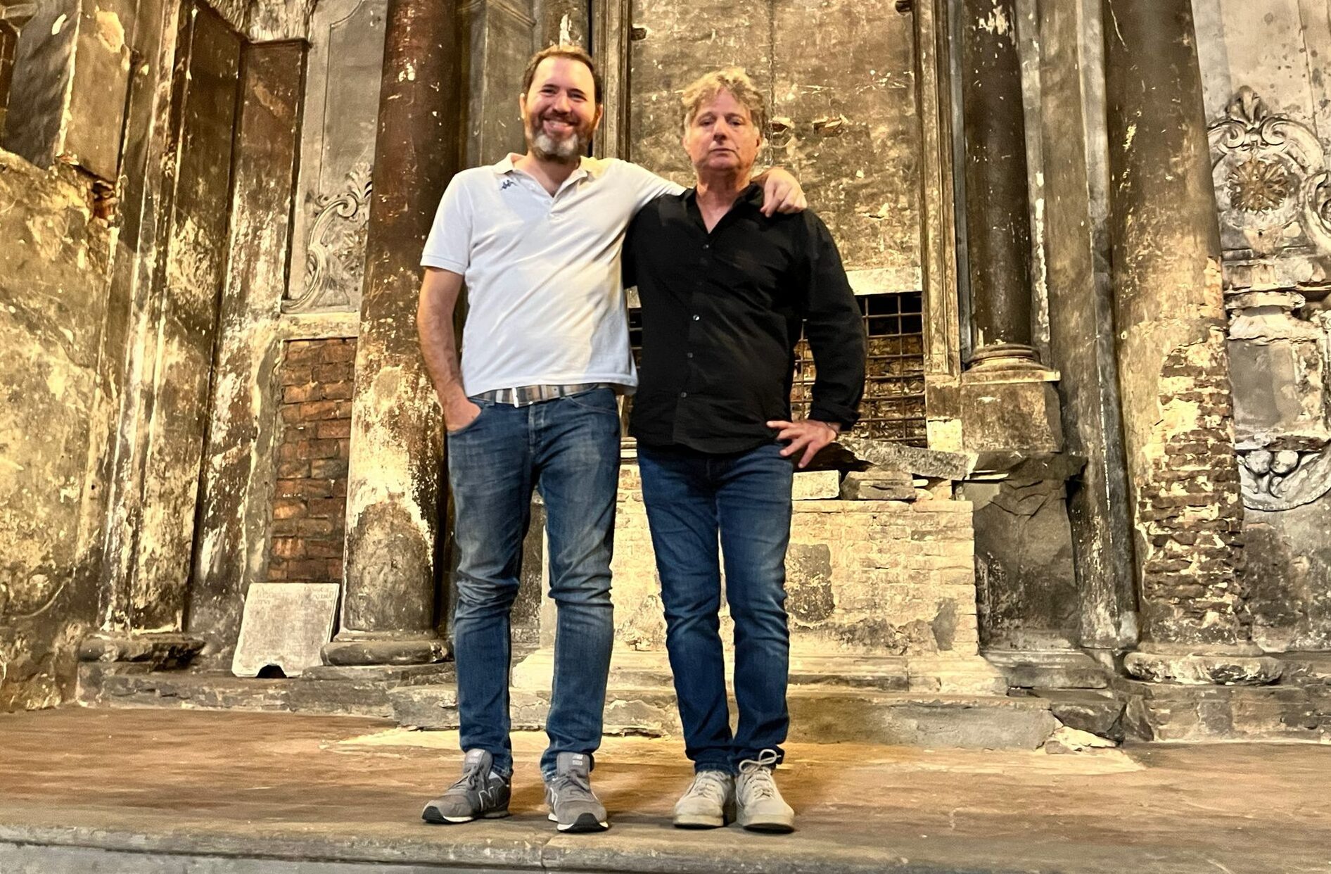 La Sala Carbonaia strega il chitarrista Massimo Bigi, storico membro della band di Enrico Ruggeri 
