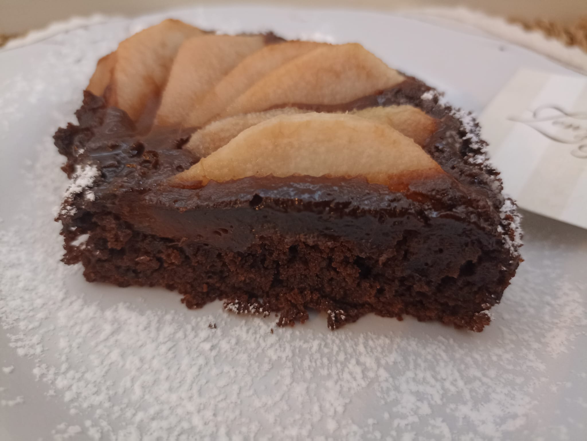 Torta Brownie cioccolato e pere, vegan