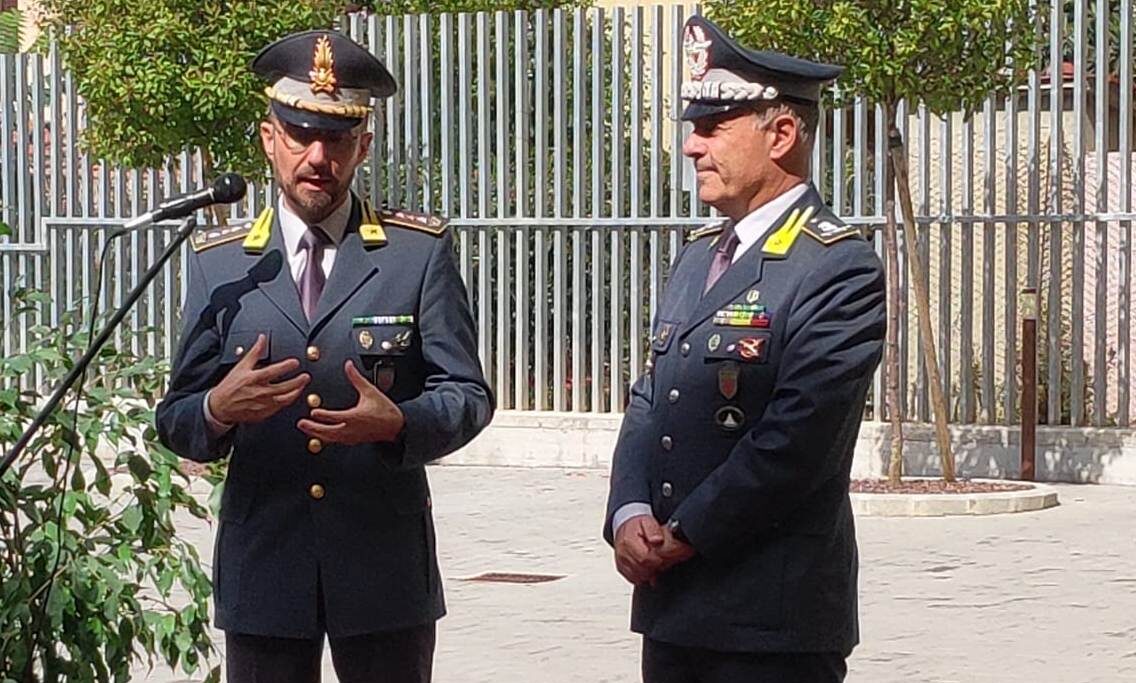 Il Comandante Regionale Toscana Bruno Bartolini fa visita alle Fiamme Gialle di Arezzo
